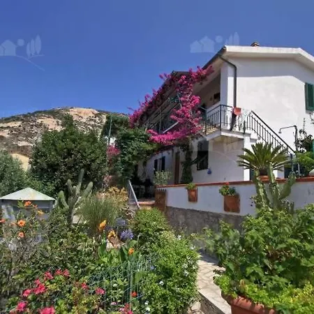 펜션 Casa Armida Chiessi